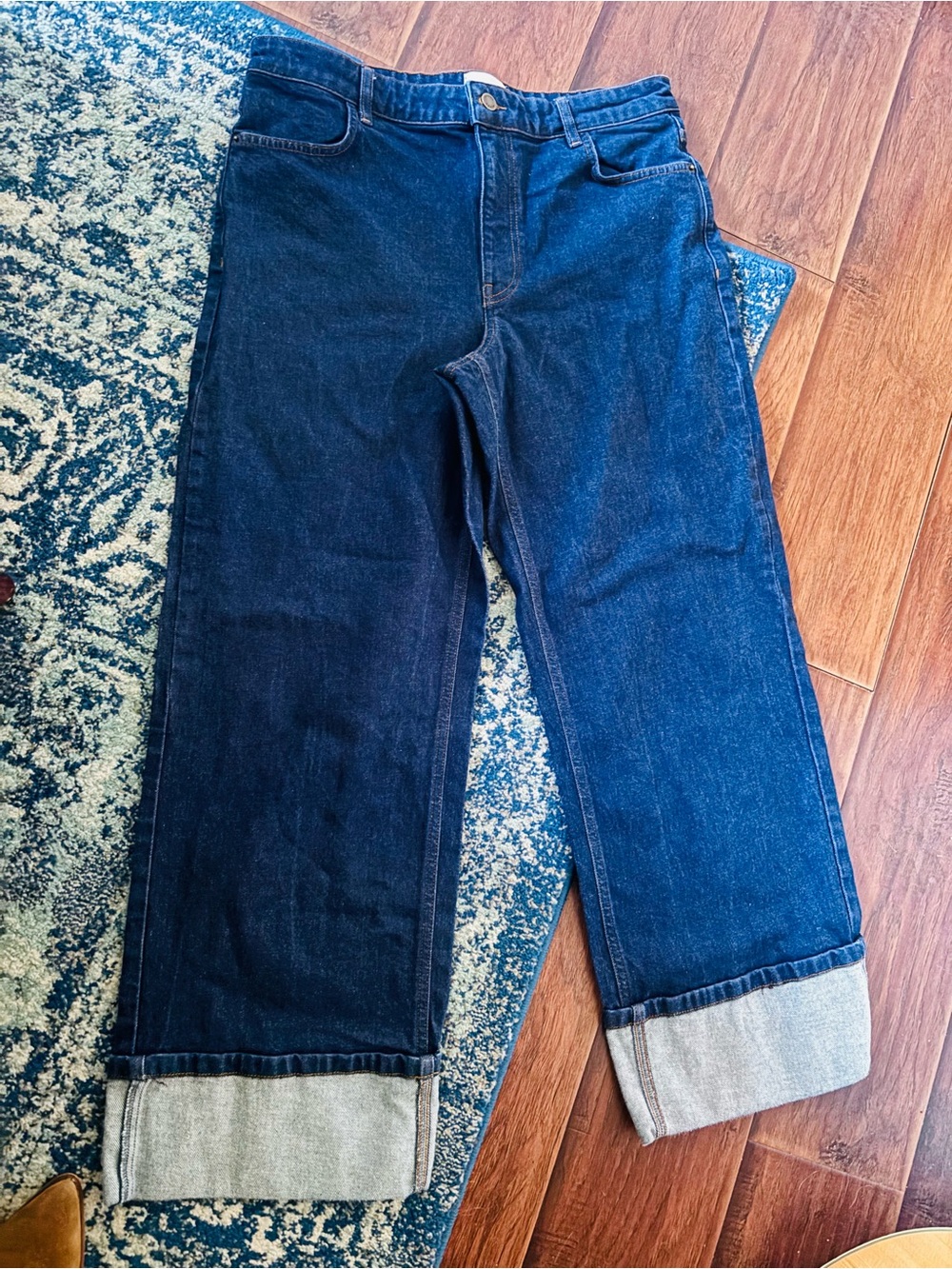 Sezane High-Rise Straight Jeans in Dark Blue Denim